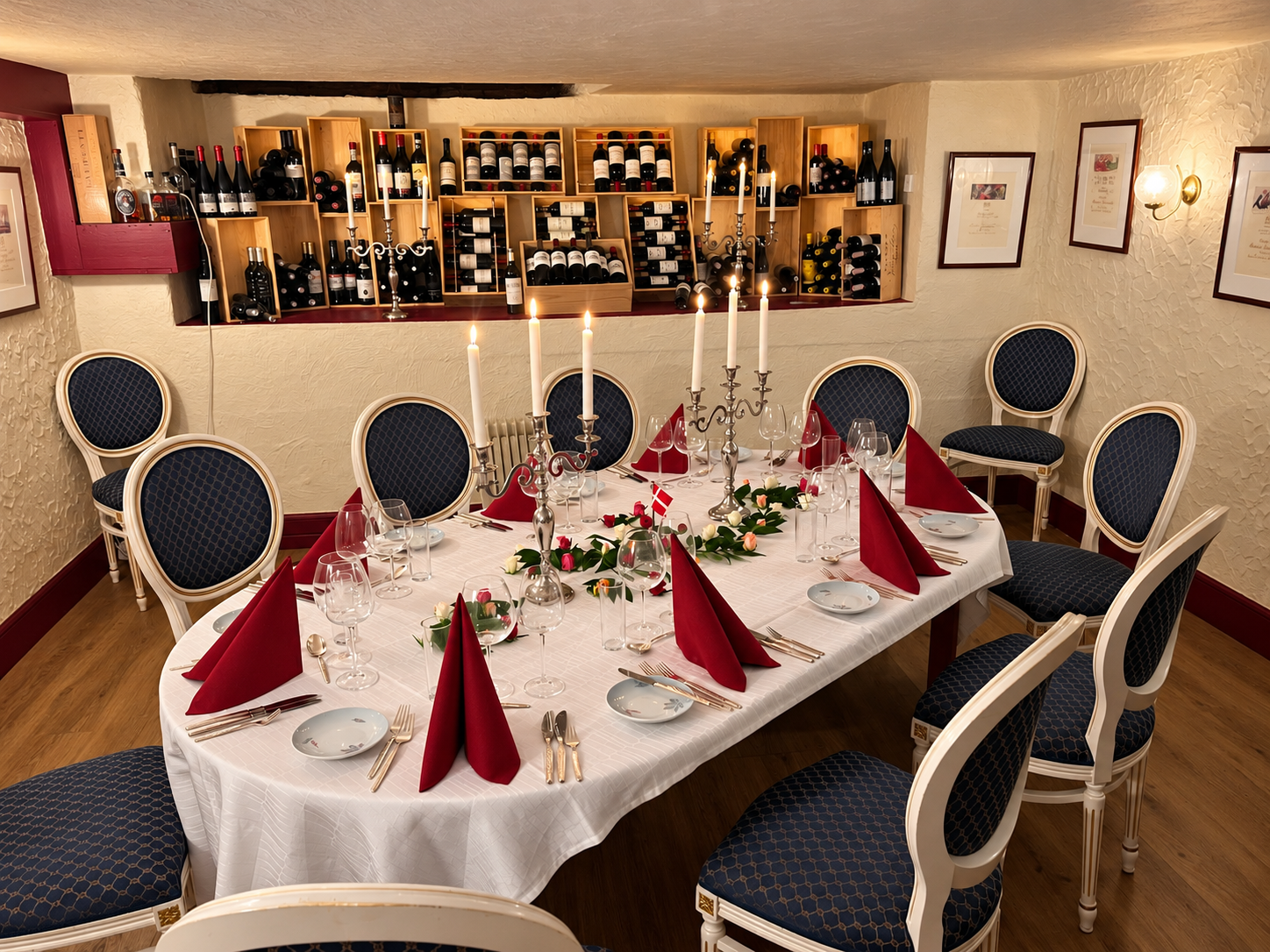 Privat lokale hos Restaurant Merlot dækket op til middag